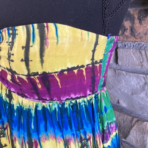 Comfy, fun coverup 🔆 - Picture 3 of 5